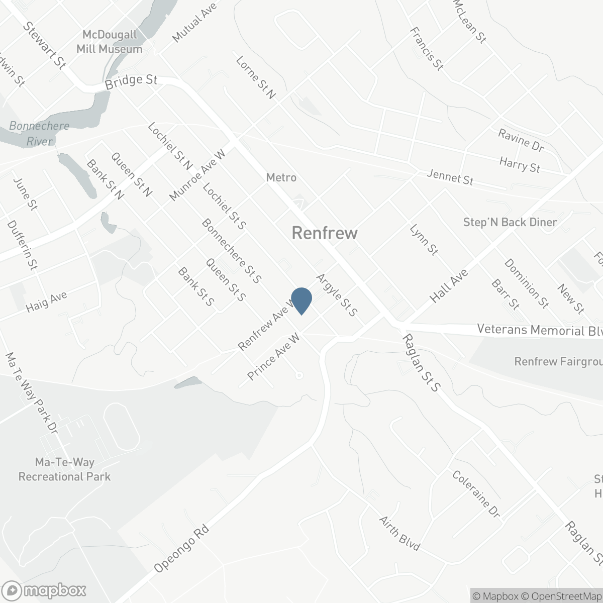85 RENFREW AVENUE W, Renfrew, Ontario K7V 2Y3